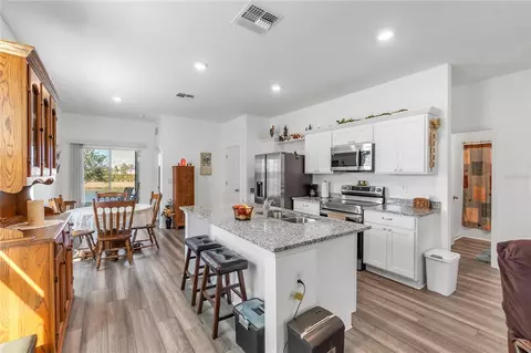 Kitchen - 10427 Ladybug Cv, Parrish, FL 34219 photo 1 of 2