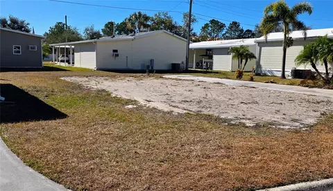 2900 8th Ave W #326, Palmetto, FL 34221