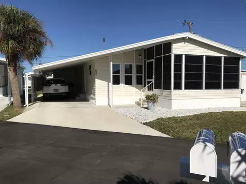 2081 Detroiter St, Sarasota, FL 34231