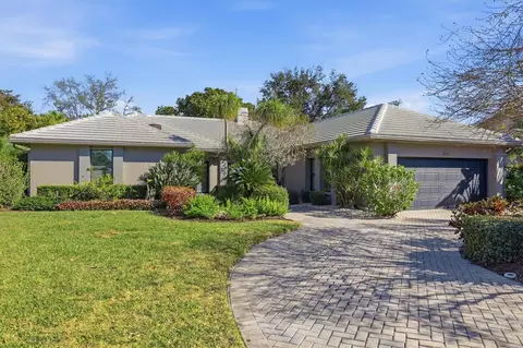 4761 Pine Harrier Dr, Sarasota, FL 34231