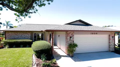 1806 67th St W, Bradenton, FL 34209