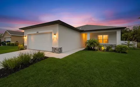 2370 Allsup Ter, North Port, FL 34286