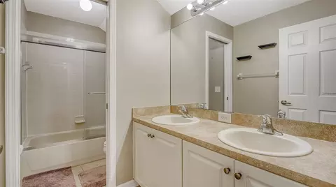 Bath - 5914 53rd Ln E, Bradenton, FL 34203 photo 5 of 7
