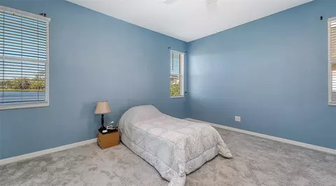 Bedroom - 5914 53rd Ln E, Bradenton, FL 34203 photo 1 of 8