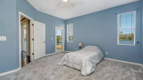 Bedroom - 5914 53rd Ln E, Bradenton, FL 34203 photo 2 of 8