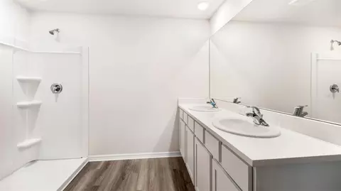 Bath - 1831 Vandalia Pl, Parrish, FL 34219 photo 1 of 2