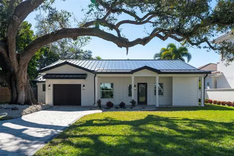 1834 Bougainvillea St, Sarasota, FL 34239