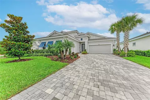 17725 Roost Pl, Lakewood Ranch, FL 34211