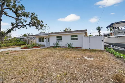 4946 Brookmeade Dr, Sarasota, FL 34232