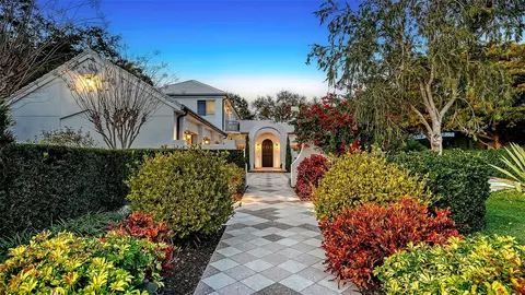 1729 Cherokee Dr, Sarasota, FL 34239