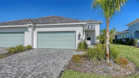 12701 Palatka Dr, Venice, FL 34293