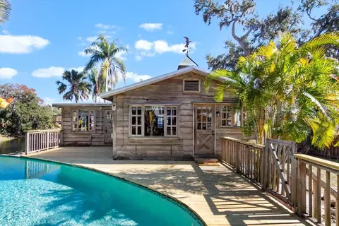 6631 Lincoln Rd, Bradenton, FL 34203