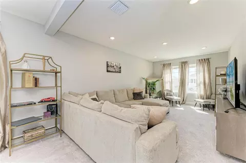 Living - 5238 Grove Mill Loop, Bradenton, FL 34211 photo 4 of 4