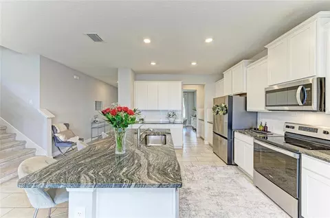 Kitchen - 5238 Grove Mill Loop, Bradenton, FL 34211 photo 2 of 5