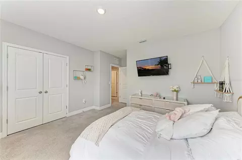 Bedroom - 5238 Grove Mill Loop, Bradenton, FL 34211 photo 8 of 10