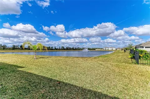 Exterior - 5238 Grove Mill Loop, Bradenton, FL 34211 photo 6 of 7