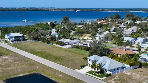 8001 W 20th Pl, Bradenton, FL 34209