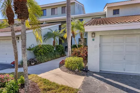 600 Carriage House Ln #204, Nokomis, FL 34275