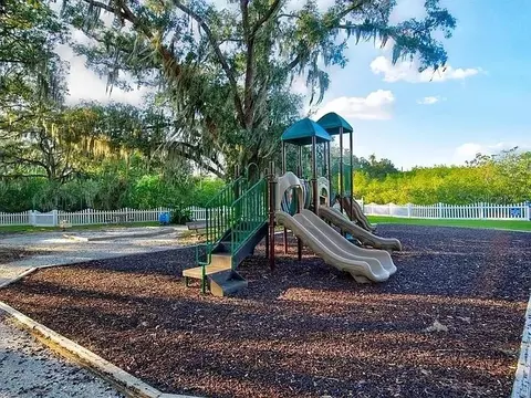 View/Area - 4739 Compass Dr, Bradenton, FL 34208 photo 10 of 11