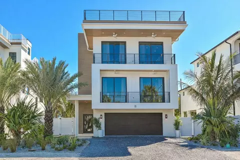 111 Palmetto Ave, Anna Maria, FL 34216