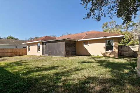 Exterior - 2116 30th Ave E, Bradenton, FL 34208 photo 5 of 6
