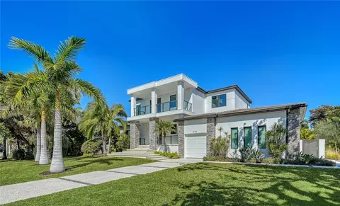 575 S Spoonbill Dr, Sarasota, FL 34236