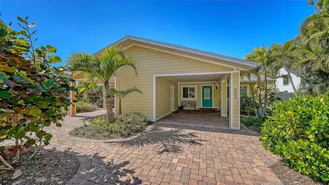 454 Palmetto Ct, Venice, FL 34285