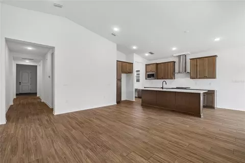 Entry Way - 11841 Moonsail Dr, Parrish, FL 34219 photo 5 of 9