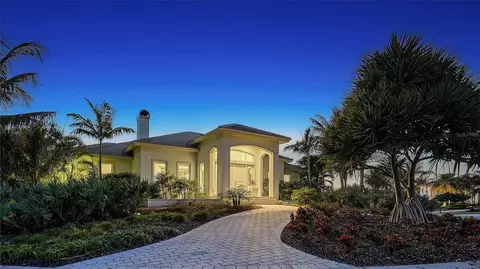 617 Neptune Ave, Longboat Key, FL 34228