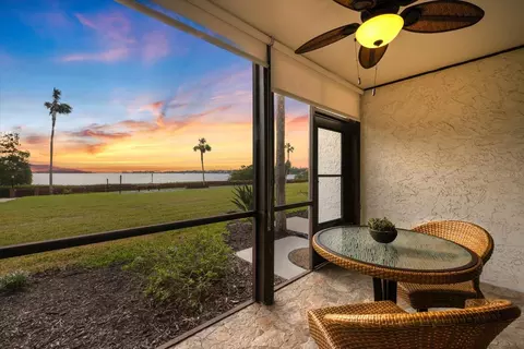 1610 Stickney Point Rd #1610-1, Sarasota, FL 34231
