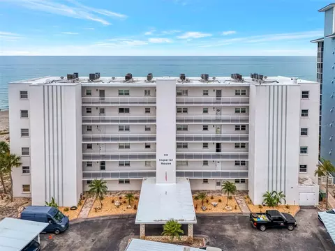 333 The Esplanade N #305, Venice, FL 34285