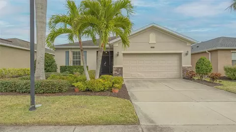 8320 Karpeal Dr, Sarasota, FL 34238