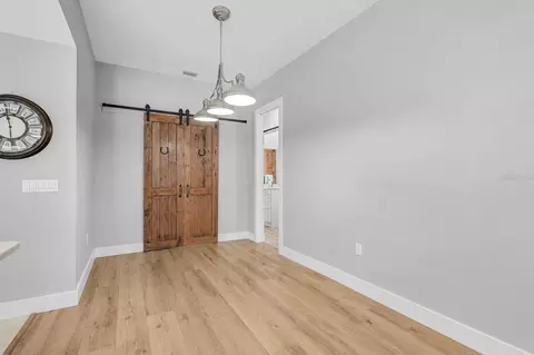 Entry Way - 4712 34th Ave E, Bradenton, FL 34208 photo 2 of 2