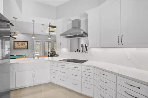 Kitchen - 4712 34th Ave E, Bradenton, FL 34208 photo 5 of 5