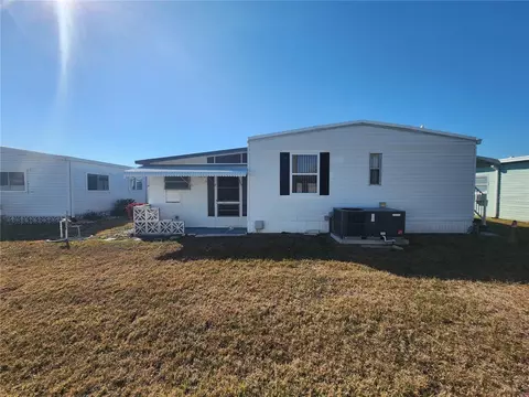 808 53rd Ave E #19, Bradenton, FL 34203 photo 24
