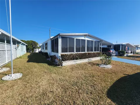 808 53rd Ave E #19, Bradenton, FL 34203 photo 3