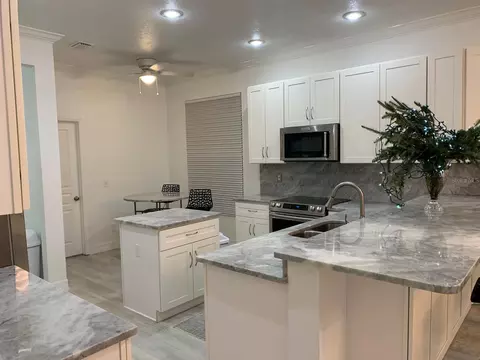 Kitchen - 4608 56th Ter E, Bradenton, FL 34203 photo 1 of 6