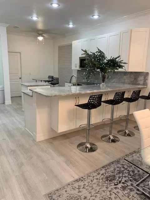 Kitchen - 4608 56th Ter E, Bradenton, FL 34203 photo 3 of 6