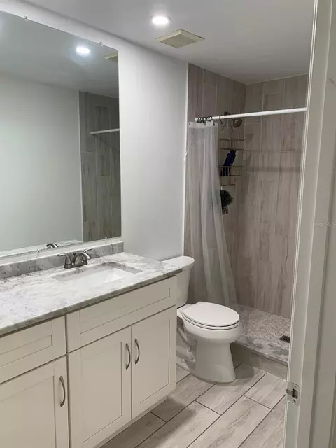 Bath - 4608 56th Ter E, Bradenton, FL 34203 photo 5 of 5