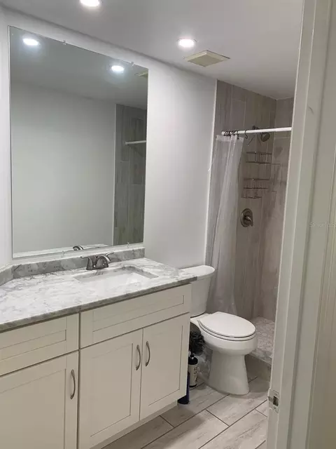 Bath - 4608 56th Ter E, Bradenton, FL 34203 photo 1 of 5