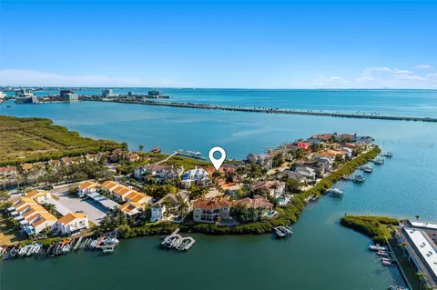 4125 Causeway Vista Dr, Tampa, FL 33615