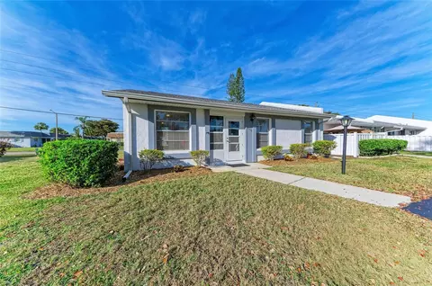 4006 36th Avenue Dr W, Bradenton, FL 34205