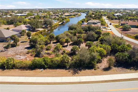 9882 Calumet Blvd, Port Charlotte, FL 33981