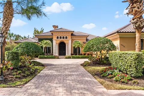 4070 Founders Club Dr, Sarasota, FL 34240