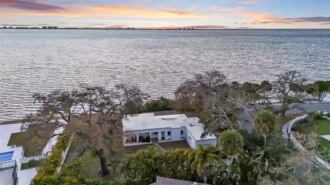 820 Indian Beach Dr, Sarasota, FL 34234