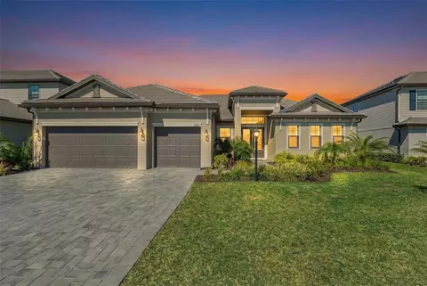 15311 Golden Beam Pl, Lakewood Ranch, FL 34211