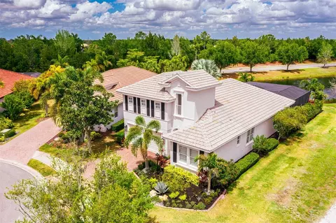 15623 Leven Links Pl, Lakewood Ranch, FL 34202