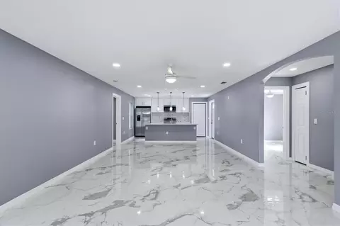 Living - 1615 31st Ave E, Bradenton, FL 34208 photo 7 of 10