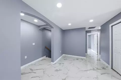 Entry Way - 1615 31st Ave E, Bradenton, FL 34208 photo 3 of 3