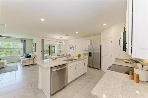 Kitchen - 17250 Wheatberry Blvd, Parrish, FL 34219 photo 5 of 7